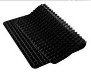Silicone Pyramid Cooking Mat — additional product view