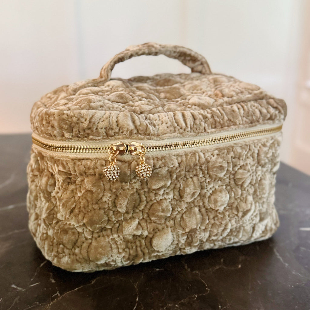 Quilted Velvet Vanity Case — additional product view 3
