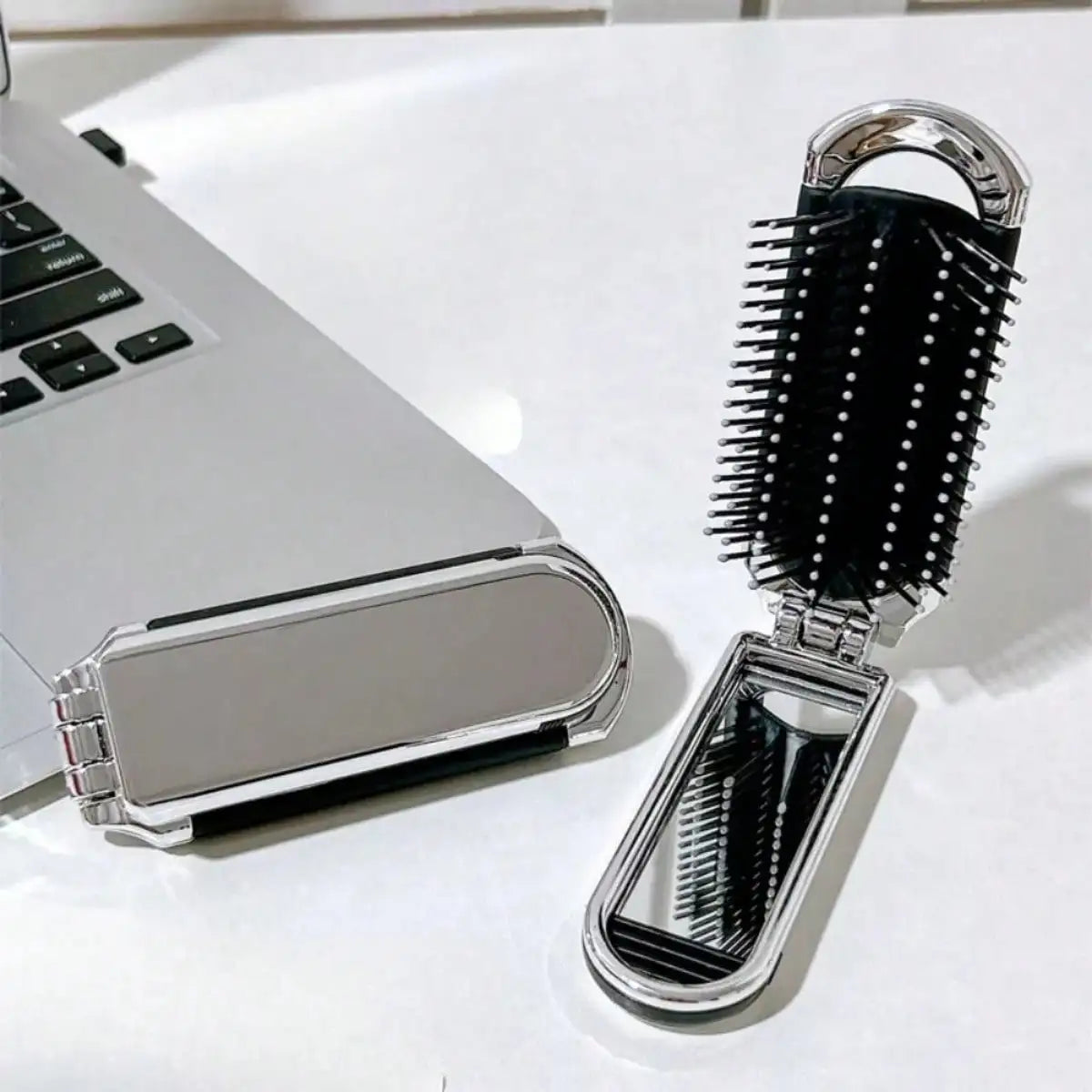 Portable Comb & Makeup Mirror — additional product view 3