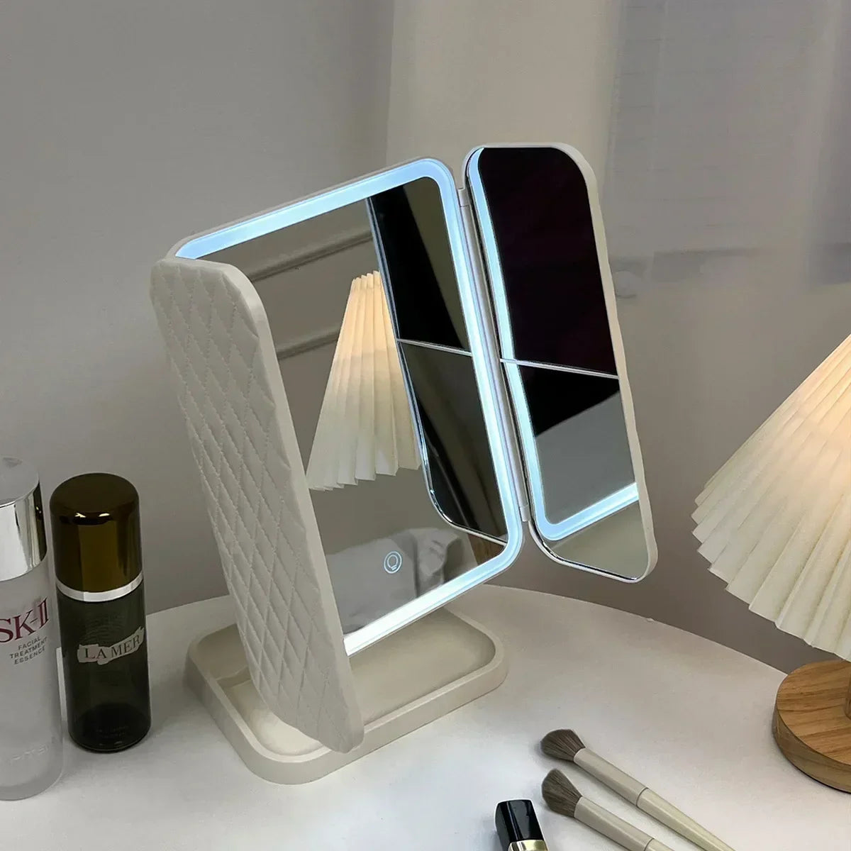 Trifold LED Makeup Mirror — additional product view 2